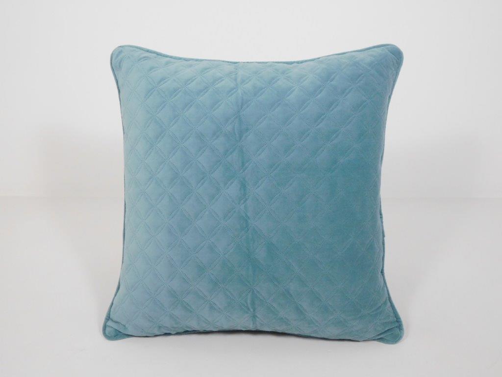 HLJ Designer Throw Pillows, Made in USA – 520-Piece Wholesale Lot