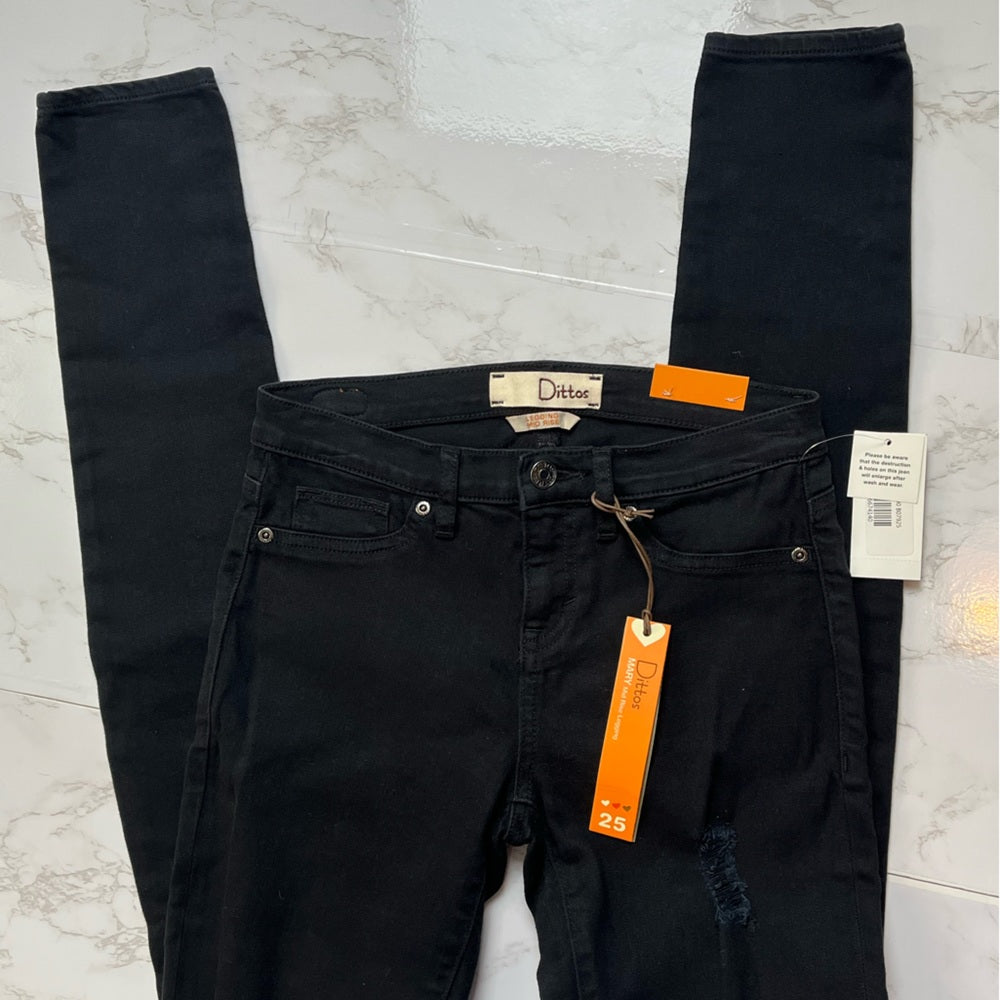Ditto Retro Pants & Shorts – 296-Piece Wholesale Lot